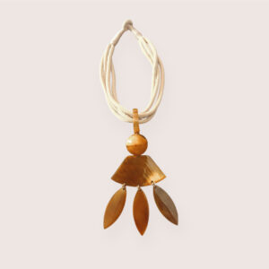 COLLAR MAGNOLIA
