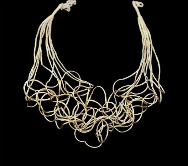 COLLAR NUDOS